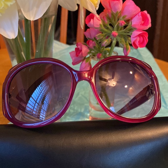 Just Cavalli Gorgeous Shiny DarkRed LogoFramesGraduatedDarkRedLenses Sunglasses - Picture 15 of 15